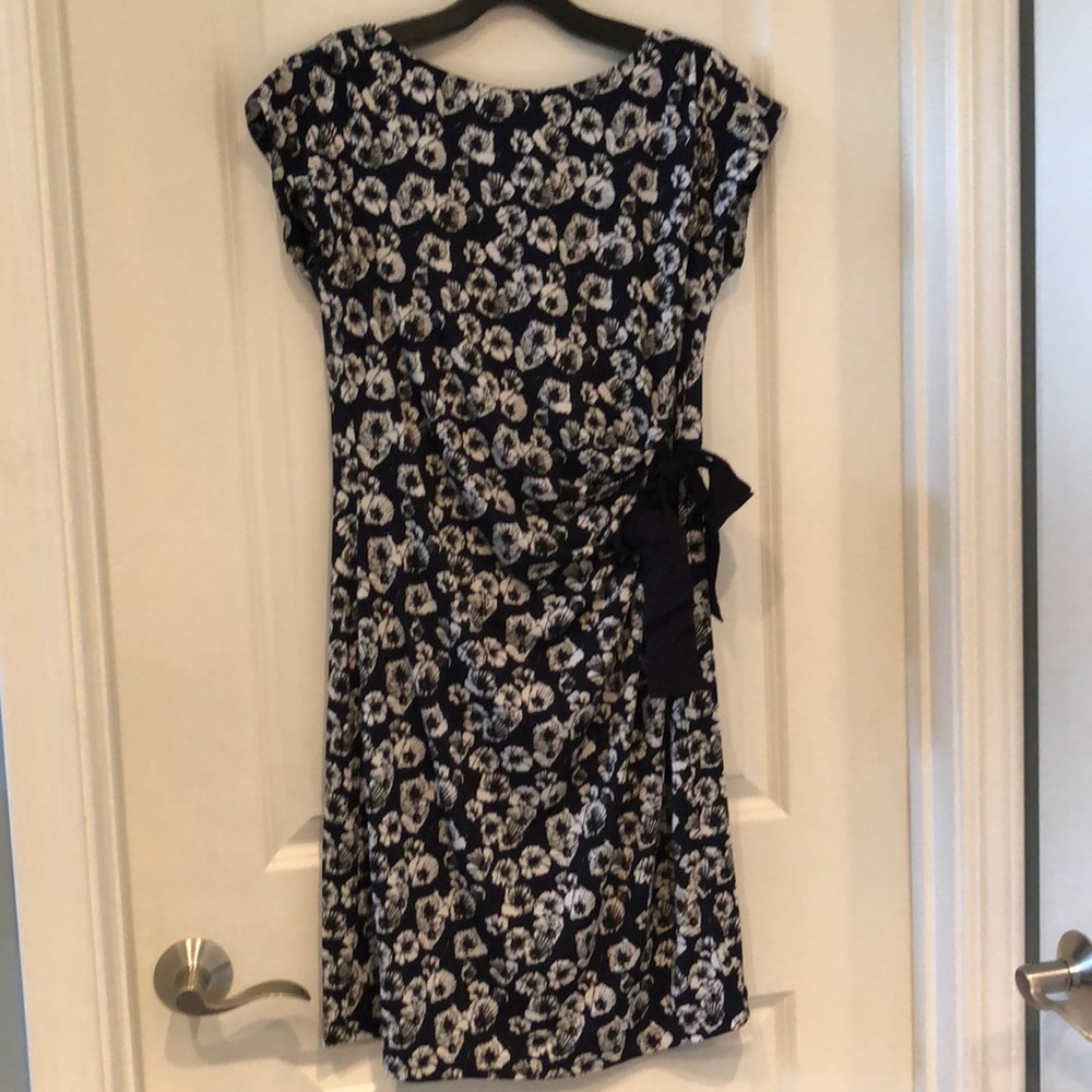 Pea in the Pod maternity dress navy&white floral